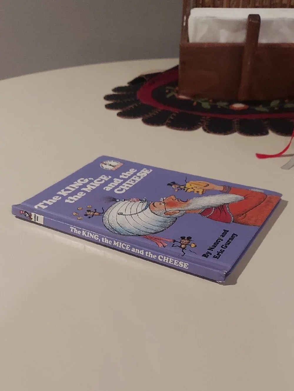The King, The Mice And The Cheese By Nancy & Eric Gurney